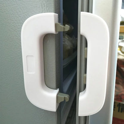 Fridge safety lock